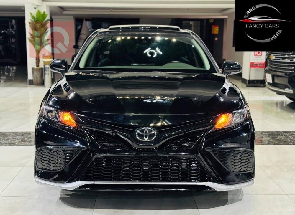 تۆیۆتا کامری